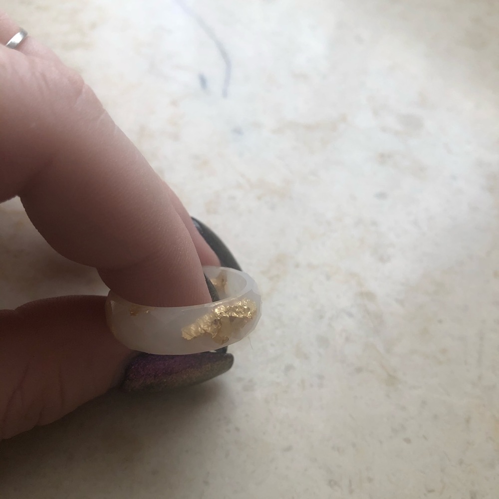 Resin gold flake ring - Picture 4 of 4